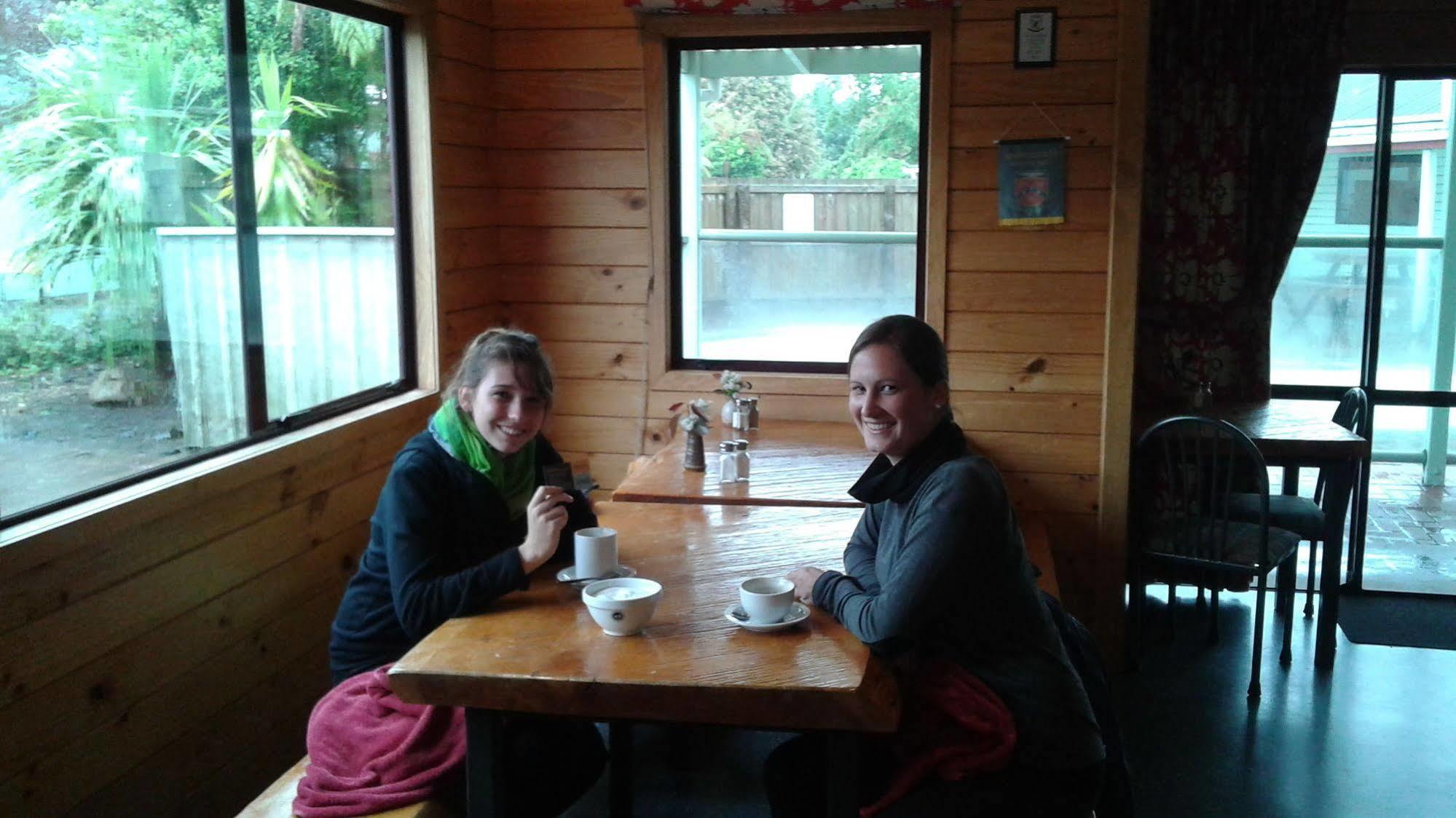 Smoke Lake Hot Springs Lodge & Camp Rotorua Luaran gambar